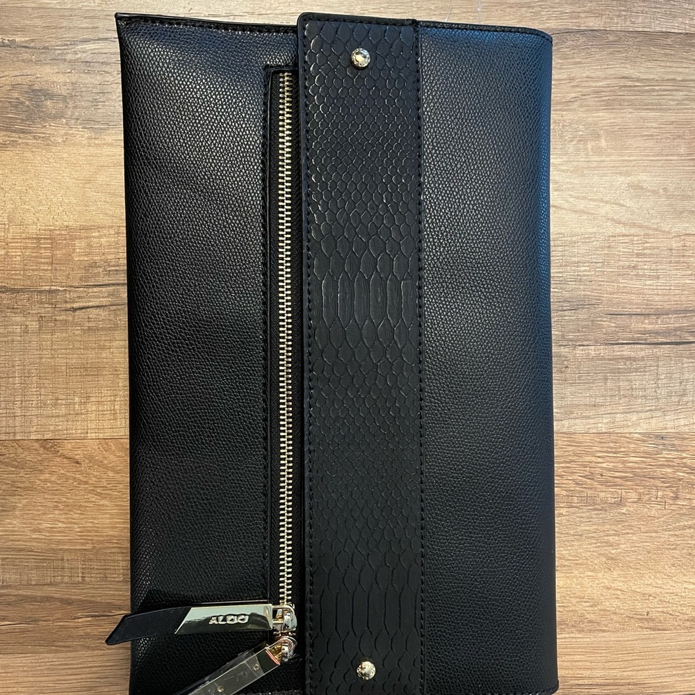 Aldo Black Leather Textured Design Purse/shoulder bag